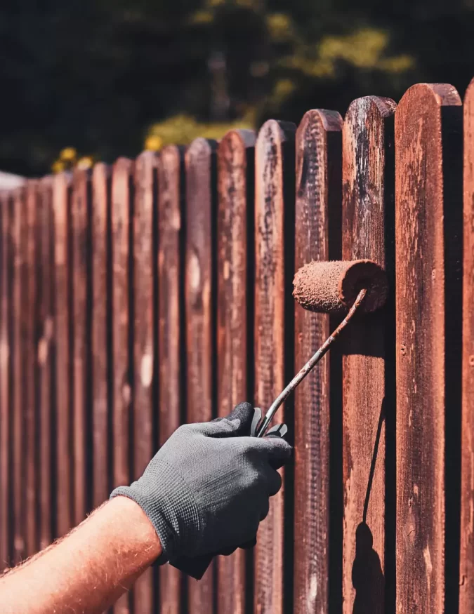 fence painting